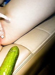 Mileys enjoying her salad in the backseat.